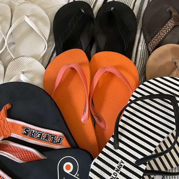 Lot of 8 flip flops - Picture 3 of 9